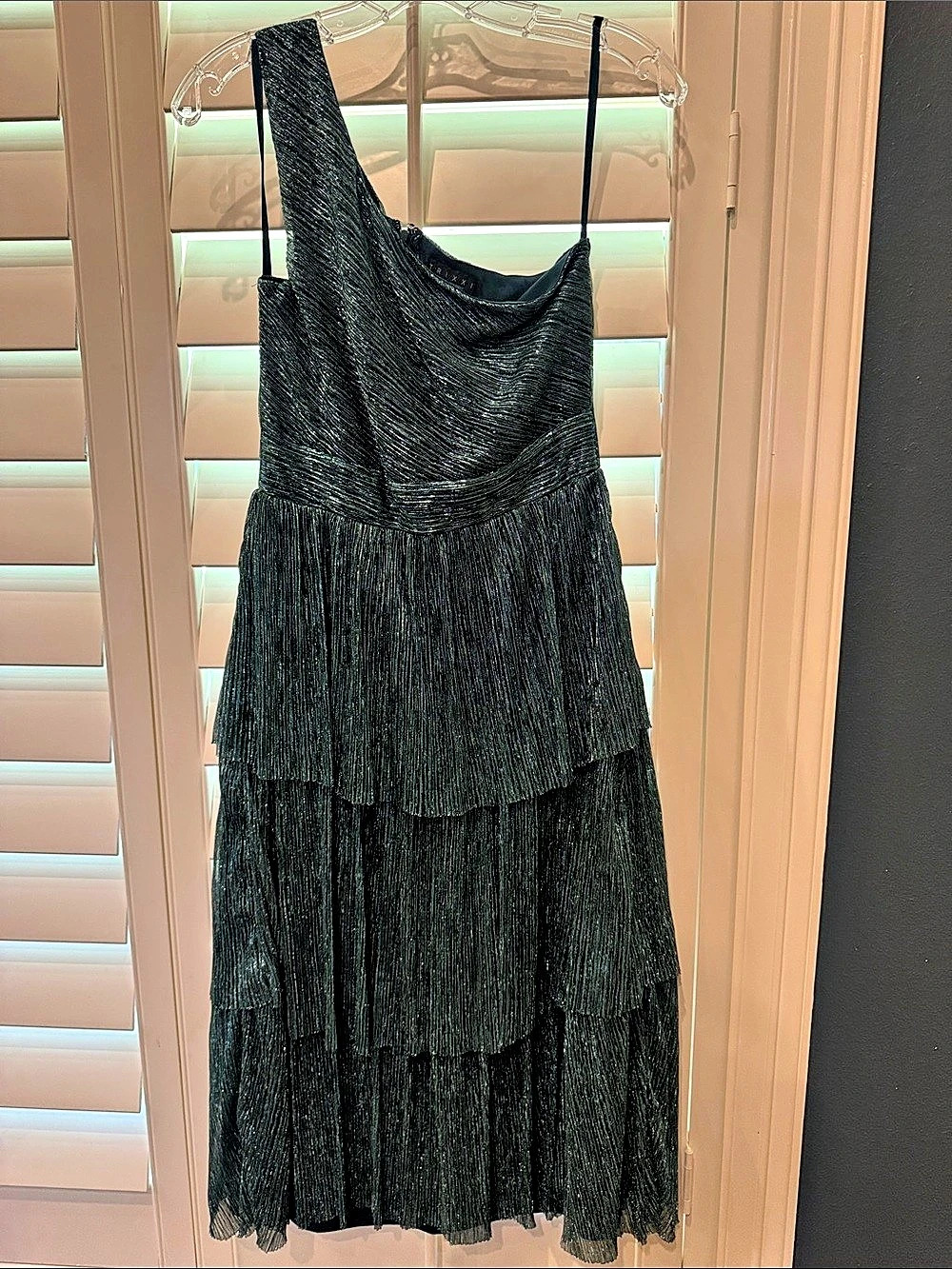 Trixxi Tiered Maxi Dress Black Medium Like New